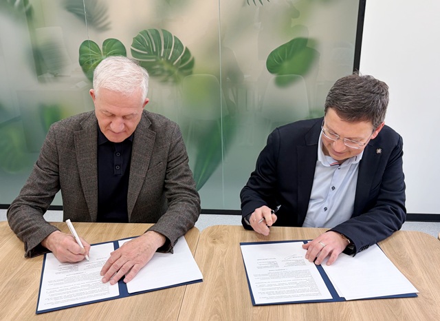 Процес підписання меморандуму про співпрацю